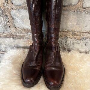 Ombrello brown, knee high, leather boots